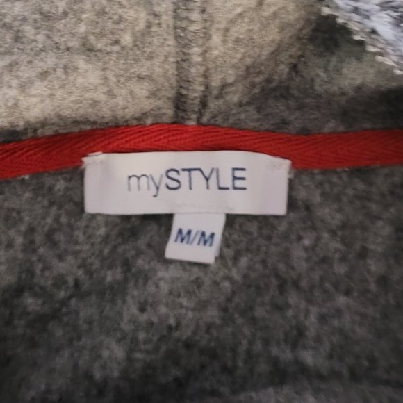 GENTLY USED, MY STYLE HOODIE, MEDIUM!!! - Picture 2 of 3